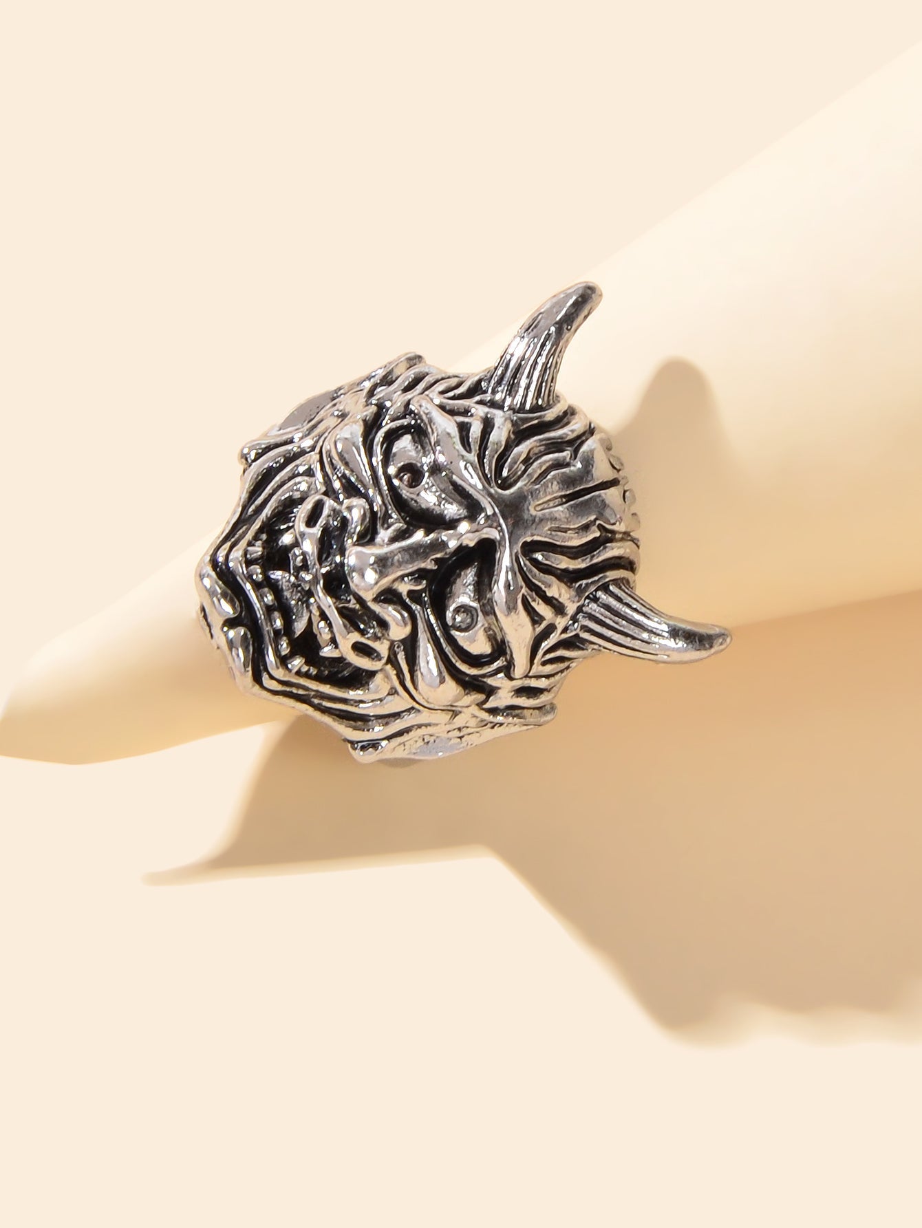 Steampunk Hip Hop Style Antique Silver Exaggerated Monster Head Horn Finger Ring