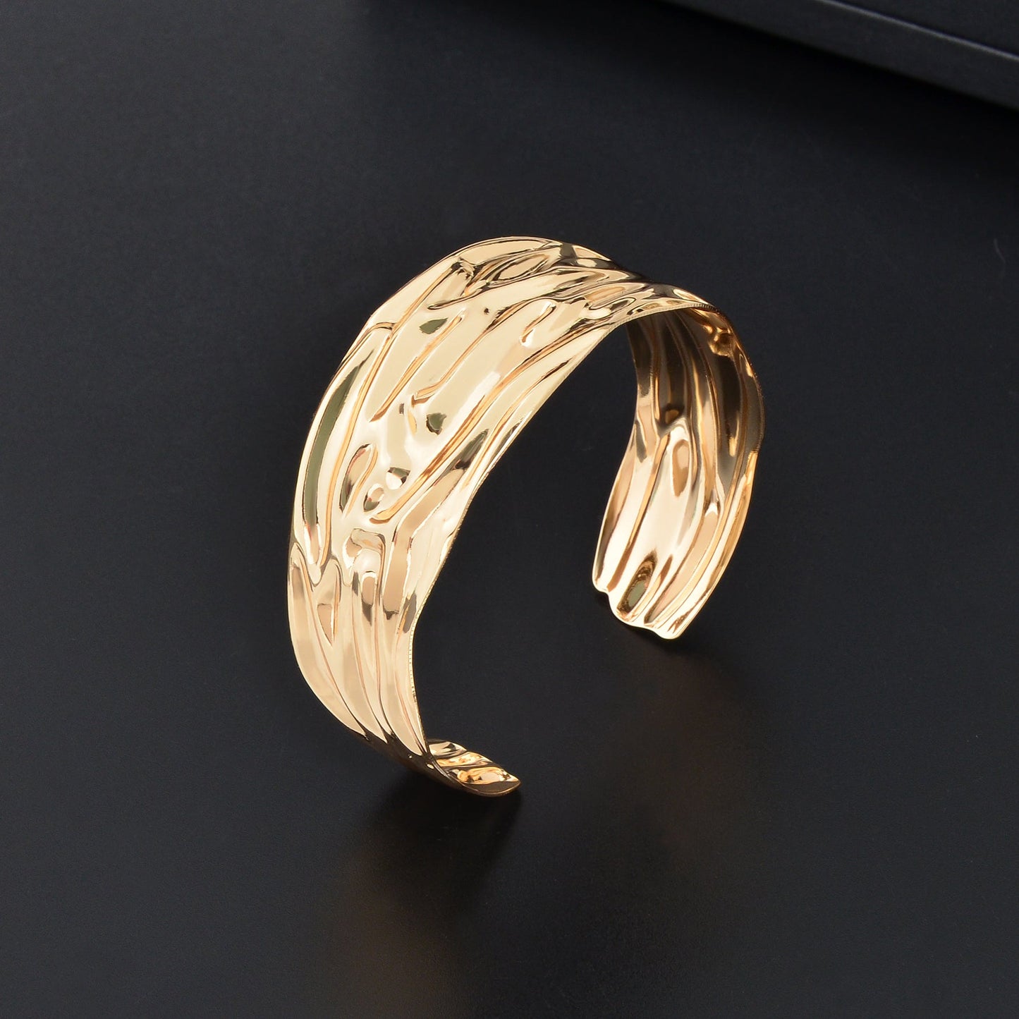 Stylish Golden Metal Wide Chunky Statement Open Cuff Bangle Geometric Jewelry