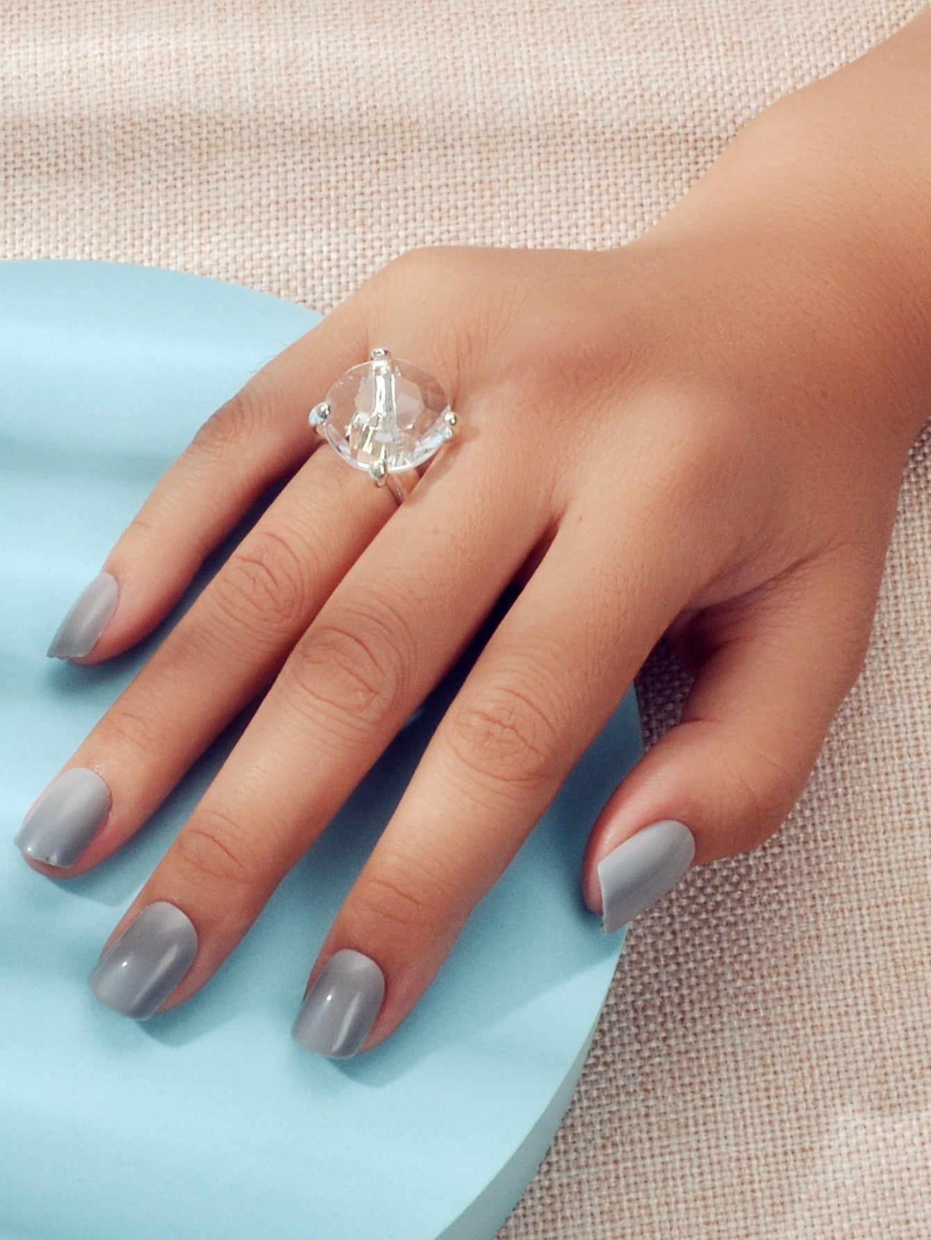 Perfect Engagement Gift Big Transparent Simulated Crystal Finger Ring Women Band