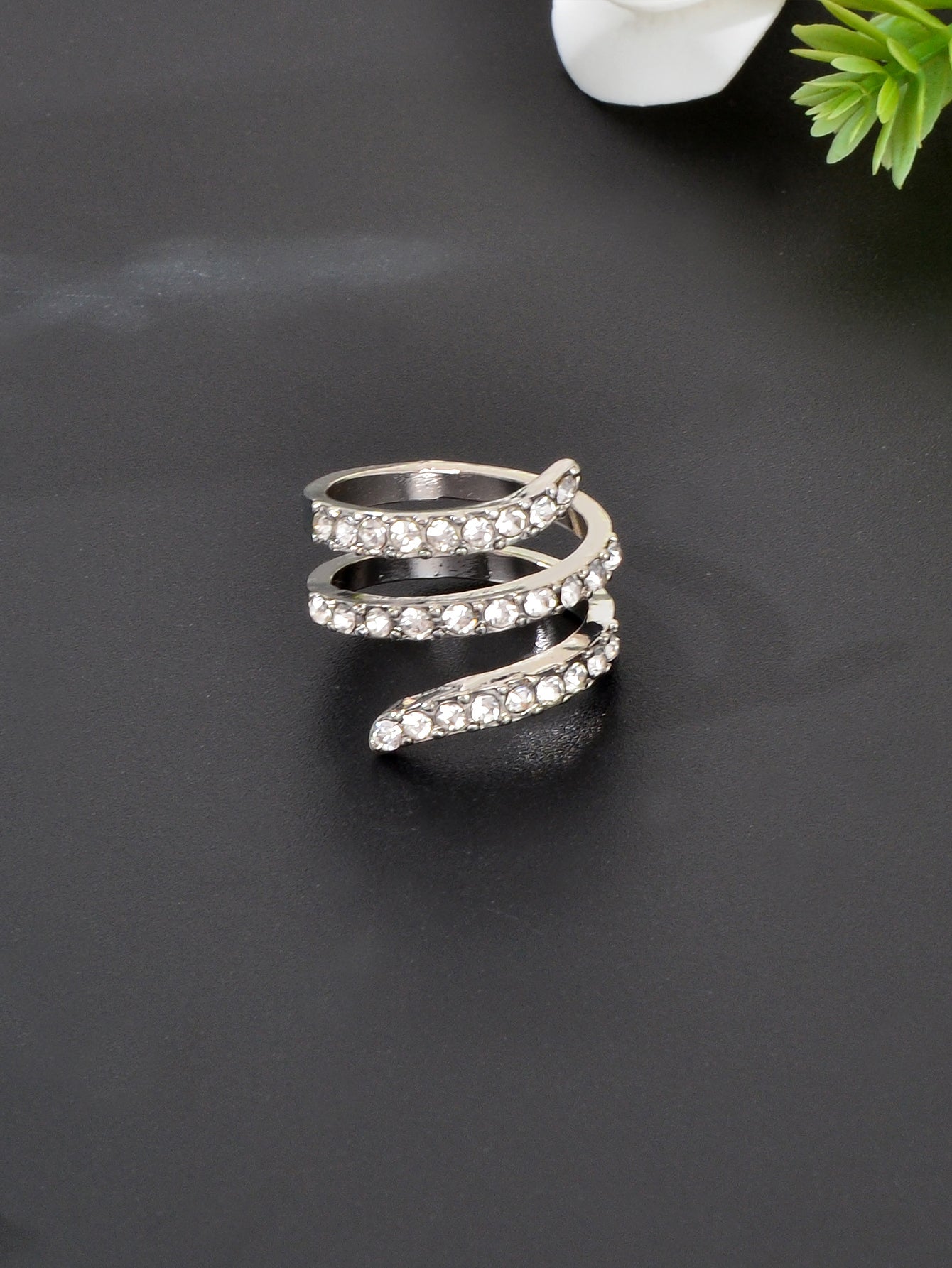 Elegant Stunning Spiral Diamond Ring Timeless Sparkling Finger Jewellery Gift