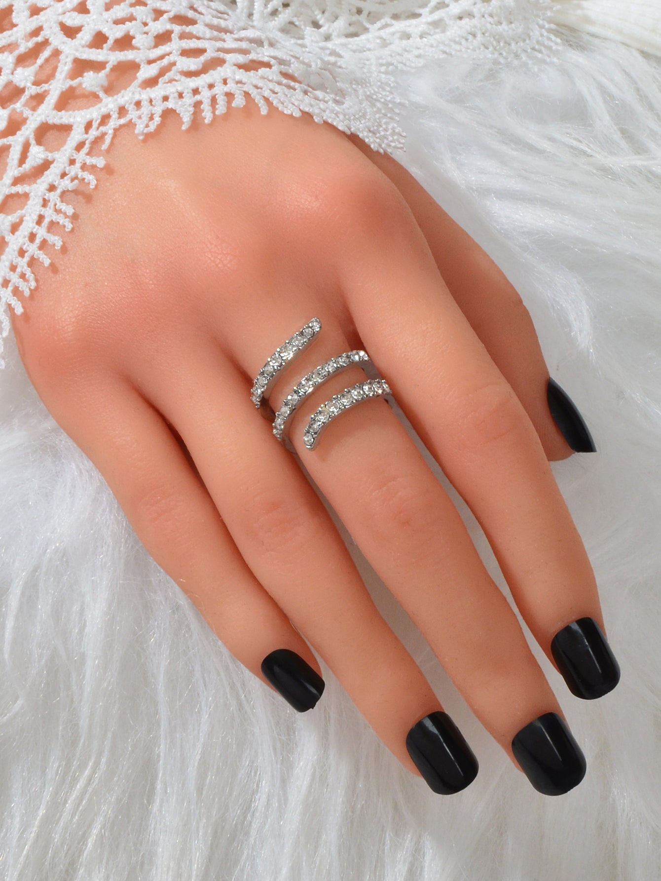 Textured Bridal Jewelry Full Rhinestone Twisted Engagement Finger Ring Gift
