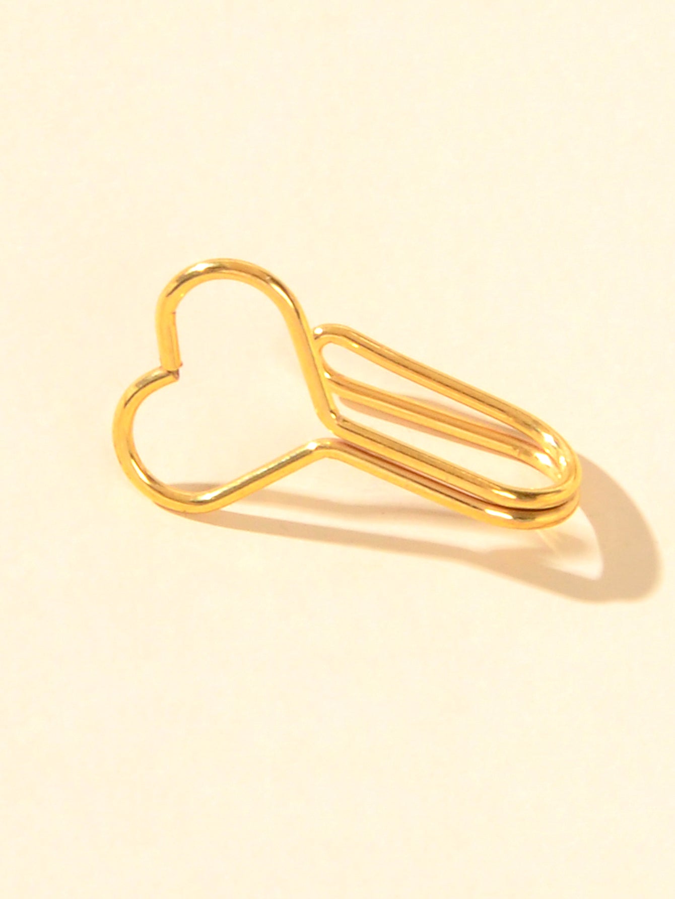1pc Faux Lip Ear Nose Gold Metal Heart Shape Non Piercing Clip On Nose Hoop Ring