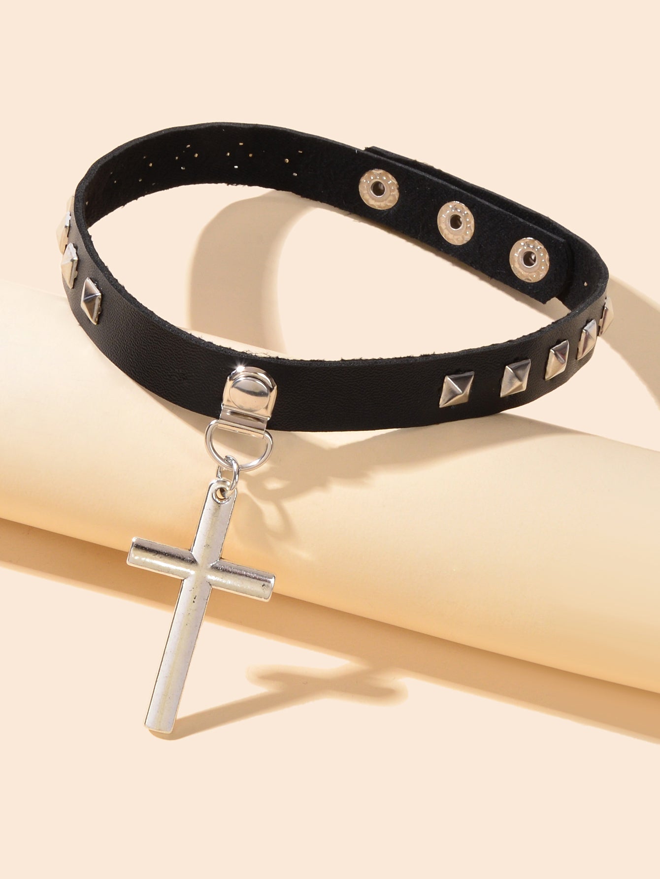 Hip Hop Red Black Pu Leather Spike Adjustable Short Choker Silver Cross Necklace