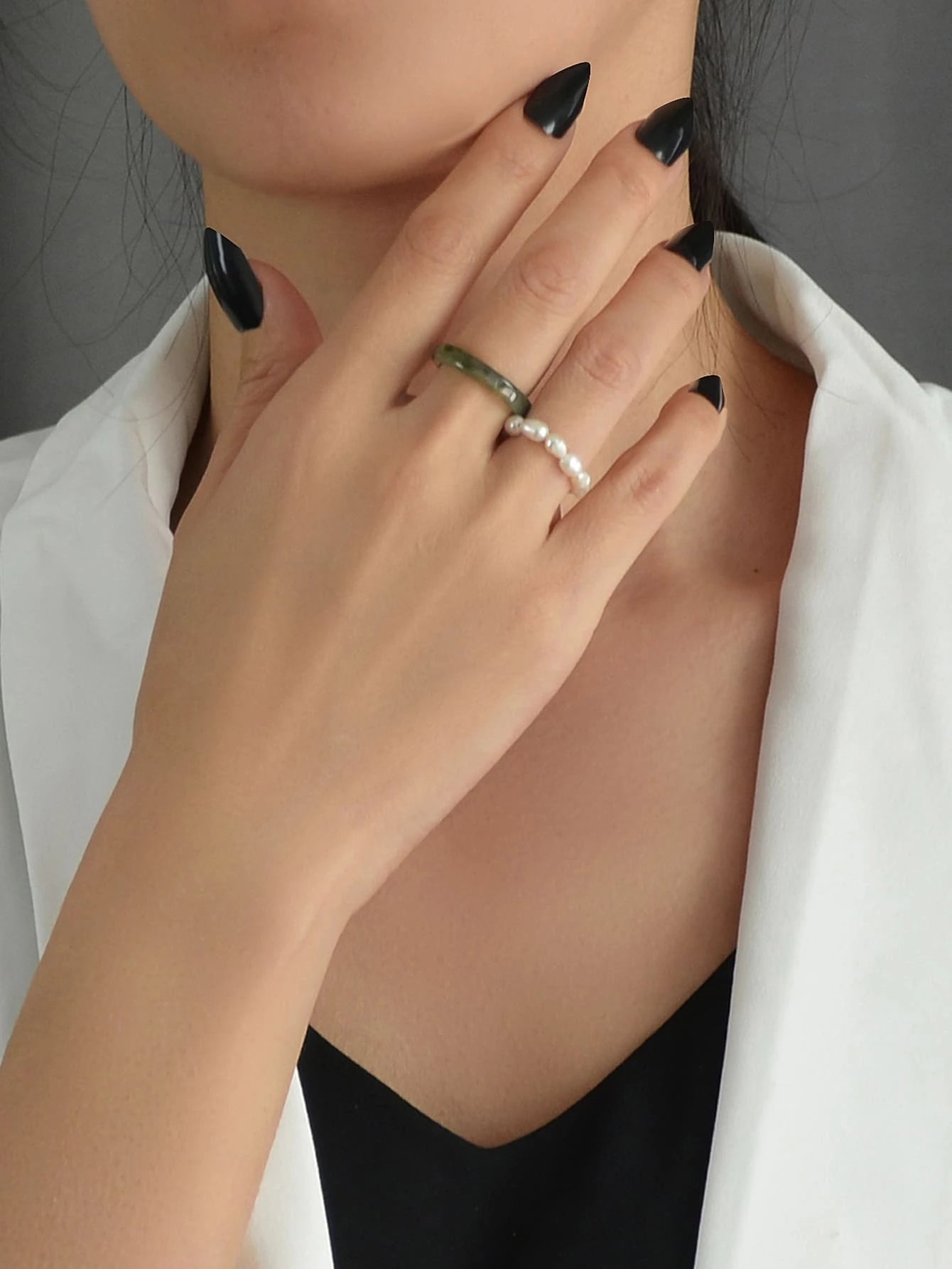 Feelontop 2pcs Pearl Elastic Retro Green Red Acrylic Ring New Women Accessories