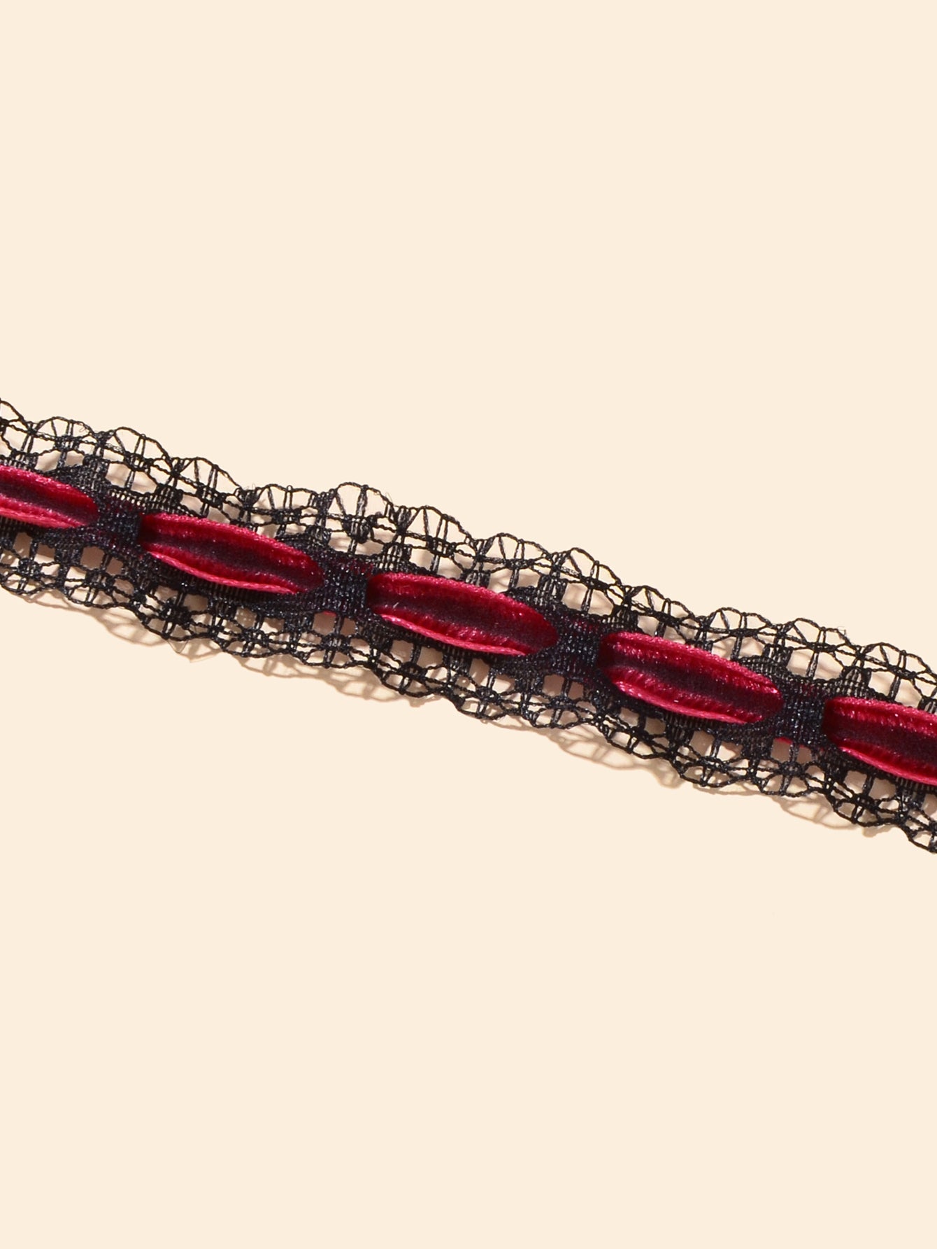 Vintage Black Lace Long Red Velvet Bow-knot Tie Banquet Ribbon Choker Necklace