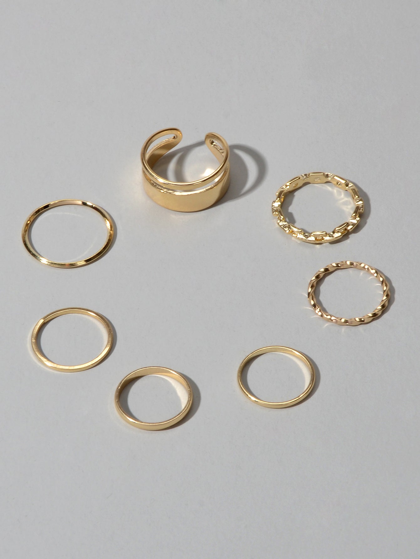 7 pcs Minimalist Gold Silver Stackable Multiple Knuckle Finger Trendy Rings Set