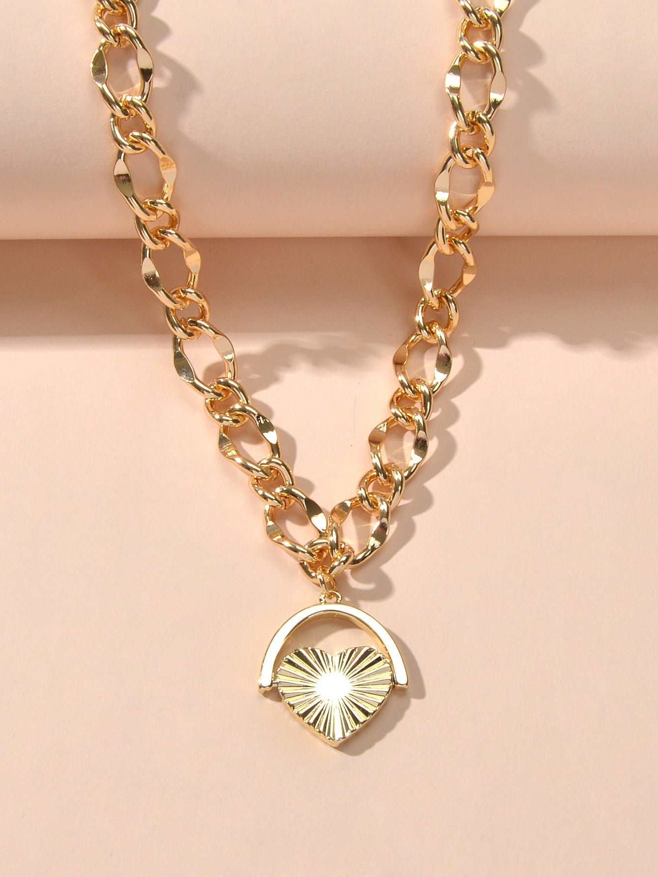 Female Accessories Thick Gold Chain Heart Statement Necklace Designer Jewellery