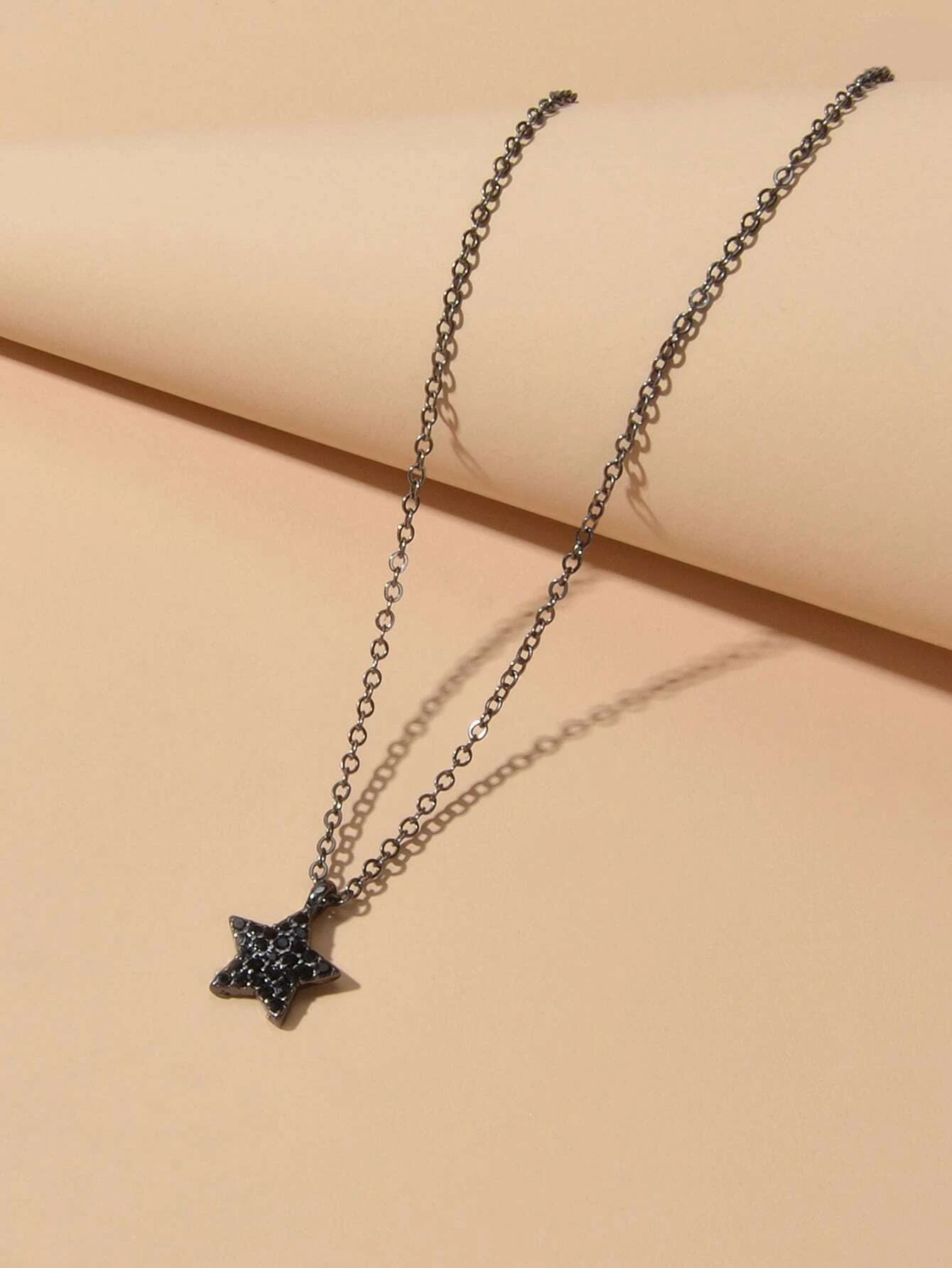 Fashion Rhinestone Jewellery Black Star Pendant Necklace Beautiful Choker Collar