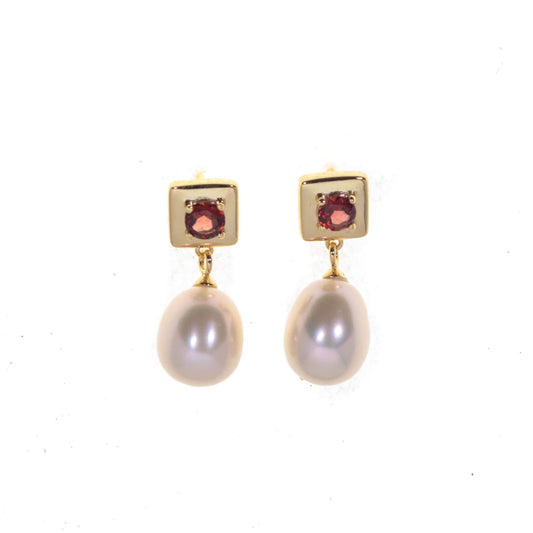 4 MM Rhodolite Garnet Stone & 9 - 9.5 MM Freshwater Pearl Vienna Earrings in 24 CT Gold Plated Silver 925 Setting