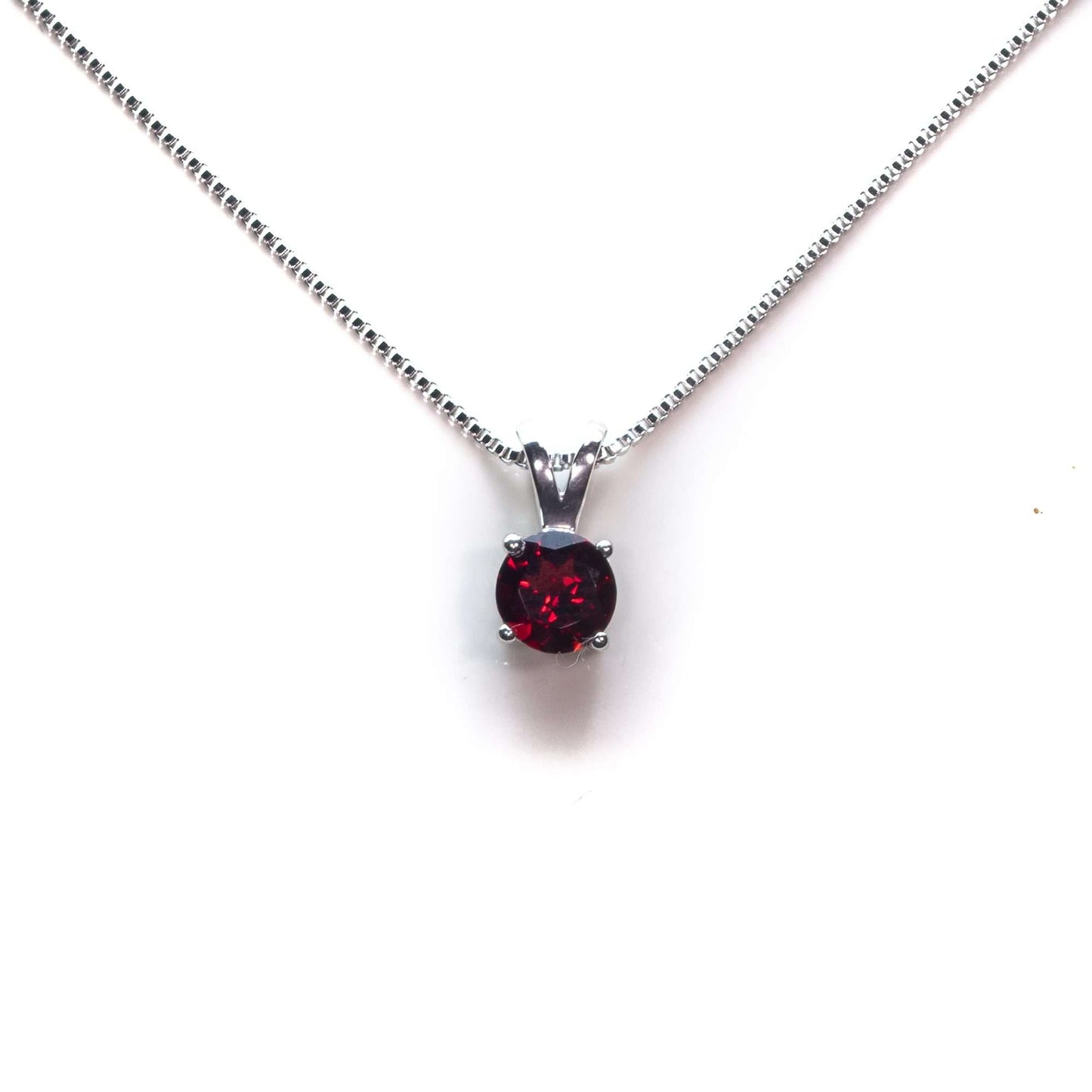 6 MM Natural Red Garnet 1 CT Round Cut North Creek Solitaire Necklace in Silver 925