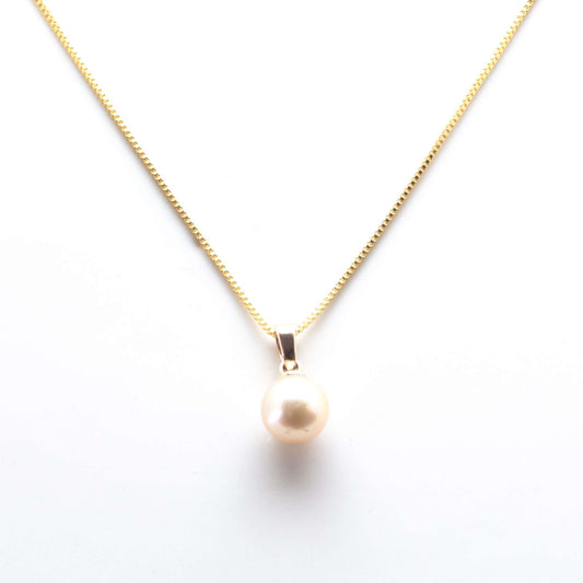 South Sea Golden Pearls in 10 CT Gold Seoul Pendant 8.5 - 9.5 MM AA+