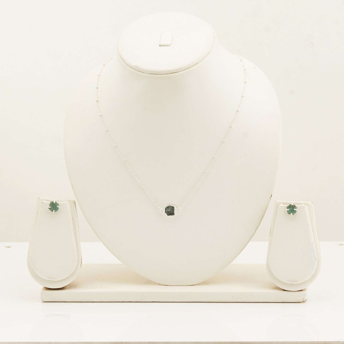 Handmade Emerald Set in its Natural form in Silver 925