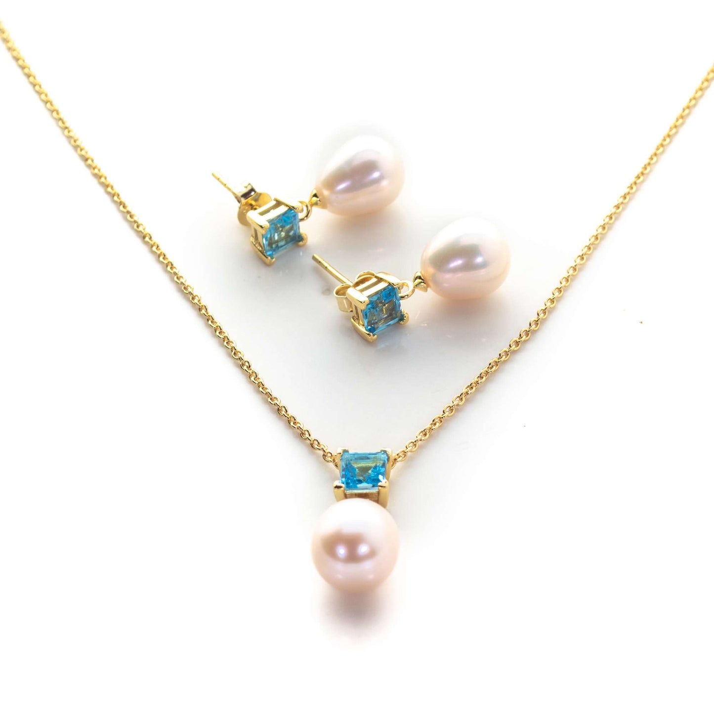 5 MM Swiss Blue Topaz Stone & 9 MM Cultured Freshwater Pearl Ankara Set